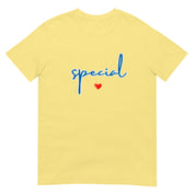 Camiseta con diseño de corazón en letra caligráfica especial (Global)