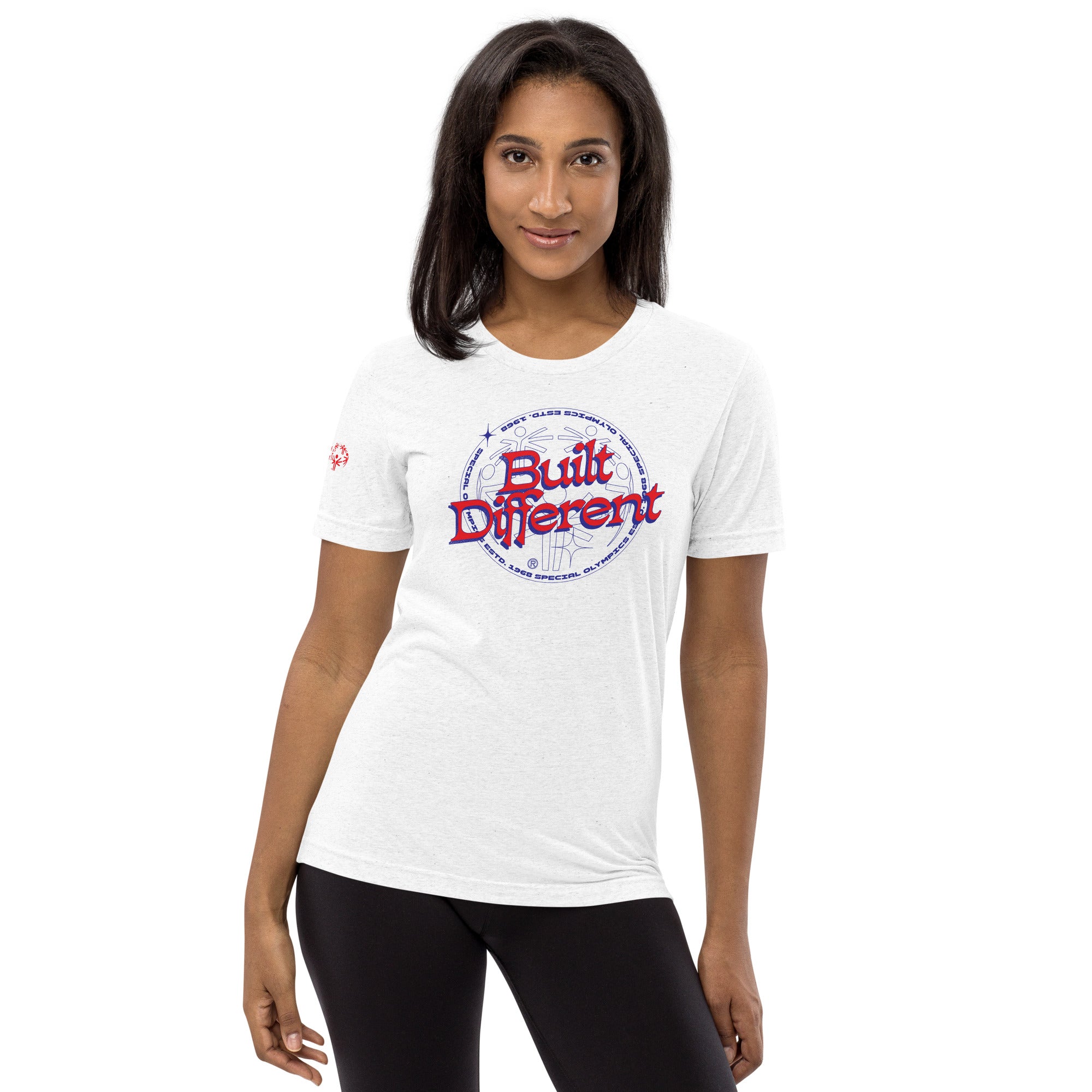 Camiseta «Hecha de manera distinta» de Ava Jennings (Global)